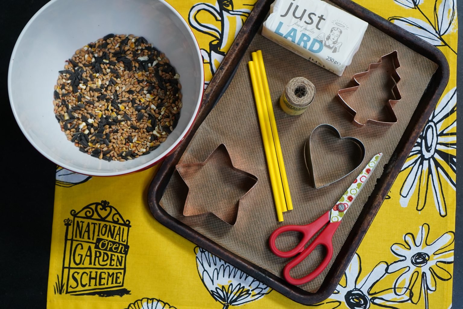 How to make bird seed cakes National Garden Scheme