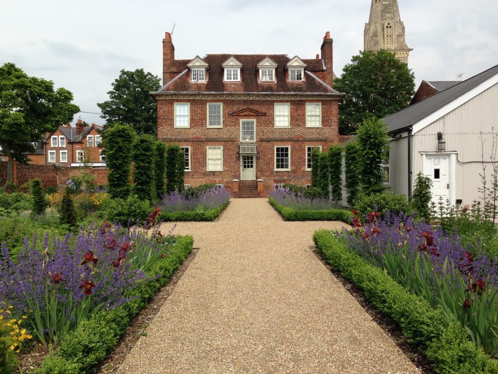 Watlington House, Reading; a garden for the future with a link to the